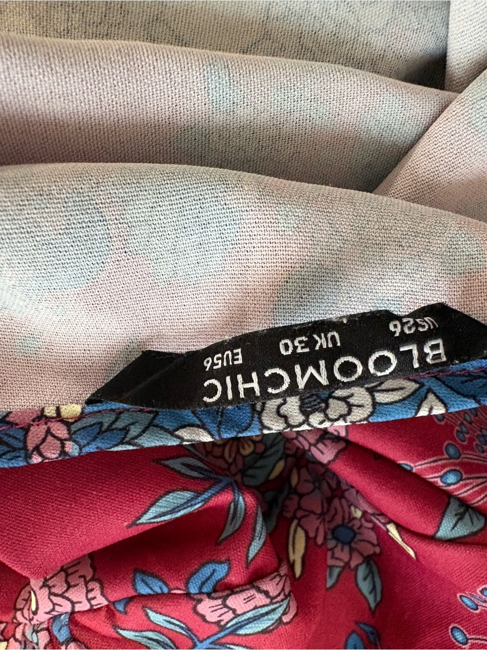 Floral V-Neck #Maxi Dress in Wine & Pink.#SummerRomance,#PrarieGirl,#Festivals - Picture 6 of 14
